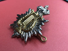 Load image into Gallery viewer, Victorian Crown British Army Musicians Cap Badge - The Militaria Shop