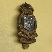 Load image into Gallery viewer, Original WW2 British Army Royal Army Ordnance Corps RAOC Cap Badge - The Militaria Shop