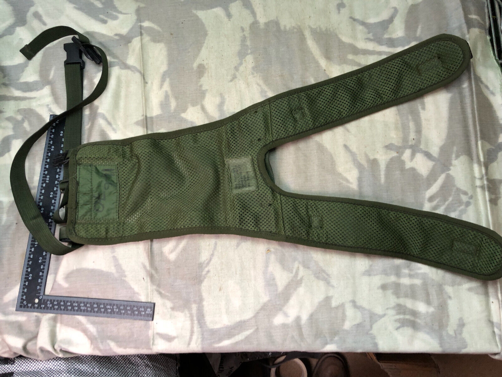 British Army Woodland DPM PLCE Day Pack Bergen Side Pocket Rucksack Yoke - The Militaria Shop