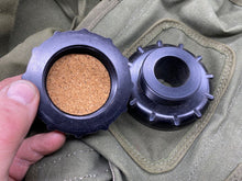 Charger l'image dans la galerie, British Army 44 Pattern Water Carrying Bottle & Shoulder Strap for Medics/Gr - The Militaria Shop