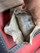 Lade das Bild in den Galerie-Viewer, British Army Pair of Welding Gloves. WD Marked in Used Condition - The Militaria Shop
