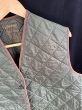 Lade das Bild in den Galerie-Viewer, Genuine British Army Green Cold Weather Combat Parka Jacket Liner Gilet - 170cm - The Militaria Shop