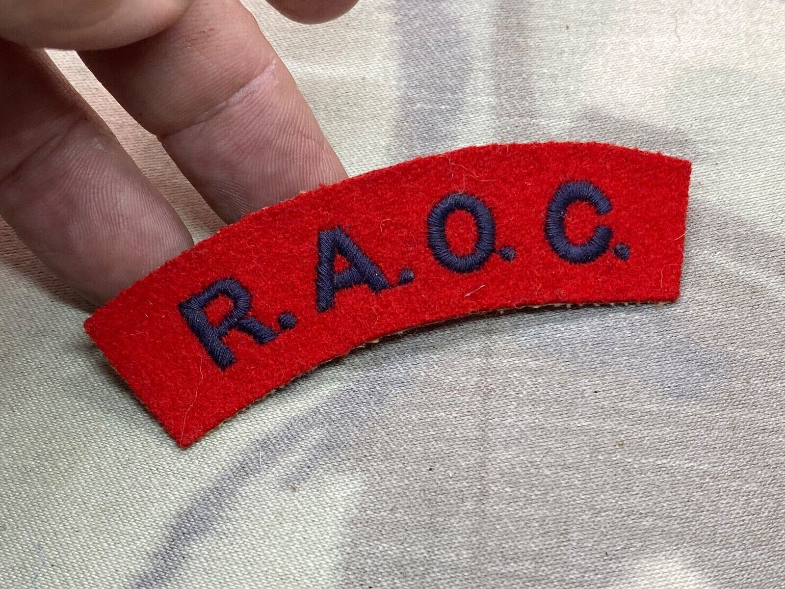 British Army - Royal Army Ordnance Corps RAOC Shoulder Title - The Militaria Shop