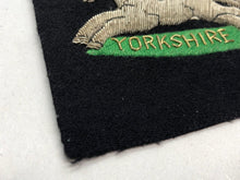 Lade das Bild in den Galerie-Viewer, British Army Bullion Embroidered Blazer Badge - Yorkshire Regiment - The Militaria Shop
