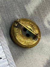 Load image into Gallery viewer, Original WW1 / WW2 British Army General Service Gilt Metal Button Brooch - The Militaria Shop