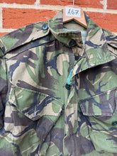 Charger l'image dans la galerie, Genuine British Army DPM Camouflaged Combat Smock Jacket - Size 170/96 - The Militaria Shop