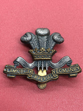 Lade das Bild in den Galerie-Viewer, Original WW1 British Army Glamorgan Imperial Yeomanry Cap Badge - The Militaria Shop