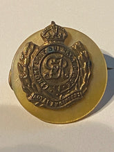 Load image into Gallery viewer, WW1 / WW2 British Army, GV Royal Engineers - Mother of Pearl Brooch Sweetheart - The Militaria Shop