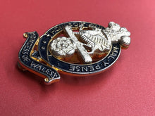 Load image into Gallery viewer, Genuine British Army Princess of Wales's Royal Regiment Cap Badge - The Militaria Shop