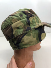 Charger l'image dans la galerie, Original British Army 1968 68 Pattern Cold Weather Combat Camouflaged Cap - 48cm - The Militaria Shop