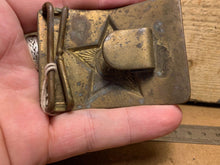 Charger l'image dans la galerie, Genuine WW2 USSR Russian Soldiers Army Brass Belt Buckle - 115 - The Militaria Shop