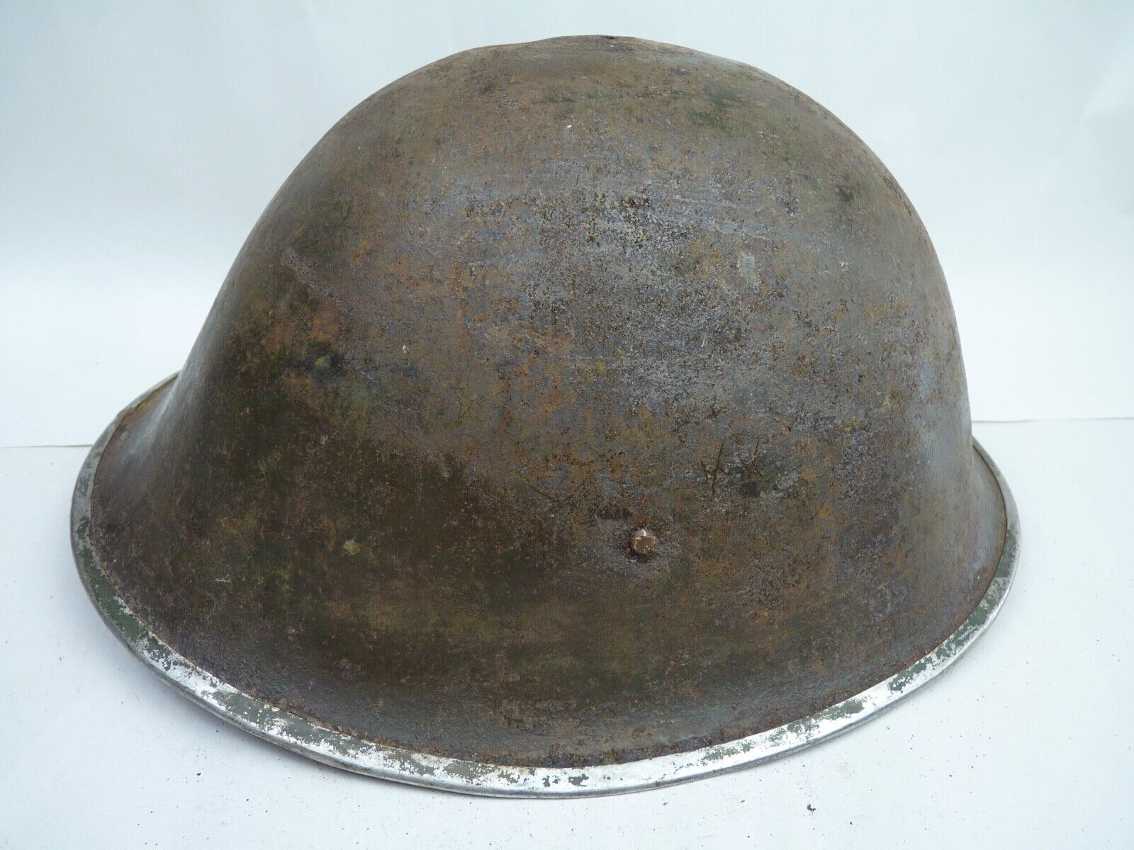 Original WW2 British / Canadian Mk3 Turtle Helmet Great Paint - The Militaria Shop