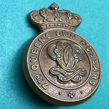 Load image into Gallery viewer, Original Victorian British Army Cap Badge - 7th Queen's Own Hussars - The Militaria Shop