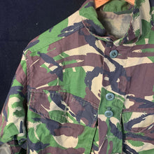 Load image into Gallery viewer, Genuine British Army DPM Camouflaged Combat Jacket - 170/96 - The Militaria Shop