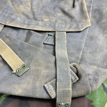 Charger l'image dans la galerie, British Army / RAF 37 Pattern Large Pack - WW2 Pattern -Used Condition Original - The Militaria Shop