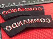 Lade das Bild in den Galerie-Viewer, British Army Commando Shoulder Titles Pair - The Militaria Shop