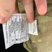 Charger l'image dans la galerie, Genuine British Army Warm Weather Jacket MTP Camouflage - 180/104 - The Militaria Shop