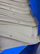 Charger l'image dans la galerie, WW2 - 1941 Dated British Army Detachable Shirt Collar - Size 16 - One Original. - The Militaria Shop