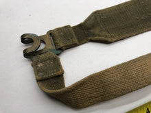 Charger l'image dans la galerie, Original WW2 British Army 37 Pattern Canvass L Strap - The Militaria Shop