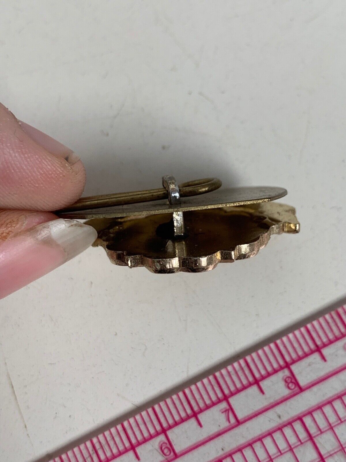Modern Staybrite British Army Queen's Lancashire Collar Badge - The Militaria Shop