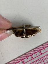 Load image into Gallery viewer, Modern Staybrite British Army Queen's Lancashire Collar Badge - The Militaria Shop