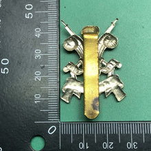 Charger l'image dans la galerie, Original WW2 British Army 3rd Carabiniers Regiment Cap Badge - The Militaria Shop