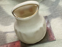 Lade das Bild in den Galerie-Viewer, Original Vintage Crested China Ware Cup - VECTIS - Isle of Wight - The Militaria Shop