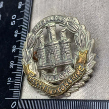 Load image into Gallery viewer, Original WW2 British Army Northamptonshire Regiment Cap Badge - The Militaria Shop