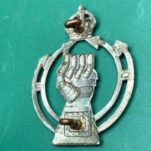 Load image into Gallery viewer, Original WW2 British Army Cap Badge - Royal Armoured Corps - Kings Crown - The Militaria Shop