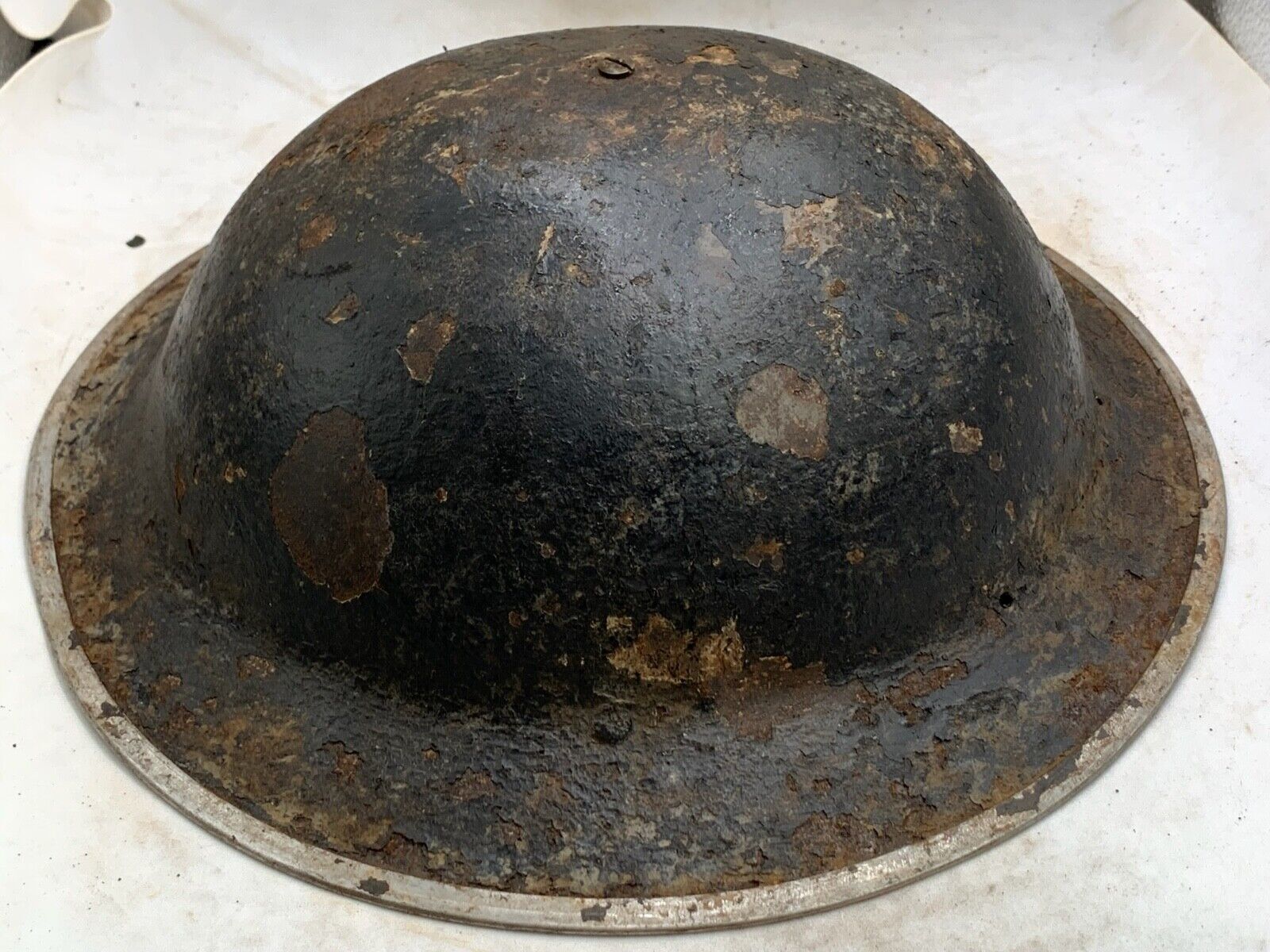Original WW2 Combat Helmet - British / South African Army Mk2 Brodie Helmet - The Militaria Shop