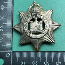 Charger l'image dans la galerie, Original WW2 British Army Cap Badge - The Devonshire Regiment - The Militaria Shop