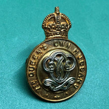 Load image into Gallery viewer, Original British Army Cap Badge Kings Crown - 7th Queen's Own Hussars - The Militaria Shop