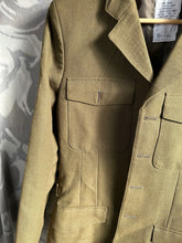 Load image into Gallery viewer, Genuine British Army No2 FAD Dress Uniform Jacket - Size 188/104/88 - The Militaria Shop