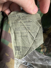Lade das Bild in den Galerie-Viewer, Genuine British Army DPM Waterproof Jacket Smock - 170/90 - The Militaria Shop