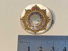 Lade das Bild in den Galerie-Viewer, WW1 / WW2 British Army, The Royal Army Service Corps - Mother of Pearl Brooch - The Militaria Shop