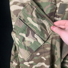 Charger l'image dans la galerie, Genuine British Army MTP Camouflage Combat Jacket - 180/96 - The Militaria Shop