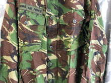 Load image into Gallery viewer, Size 190/104 - Vintage British Army DPM Lightweight Combat Jacket Smock - The Militaria Shop