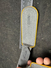 Load image into Gallery viewer, Genuine German post WW2 Bundeswehr Shoulder Boards Epaulettes Signal Corps - NEW - The Militaria Shop