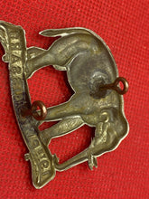 Charger l'image dans la galerie, Original British Army 19th Alexandra Prince of Wales's Hussars Cap/Collar B - The Militaria Shop