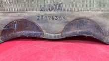 Lade das Bild in den Galerie-Viewer, Original British Army Soldiers Gaiter Spat 37 Pattern Webbing (Single) - The Militaria Shop