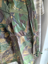 Lade das Bild in den Galerie-Viewer, Genuine British Army DPM Waterproof Jacket Smock - 170/90 - The Militaria Shop