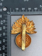 Load image into Gallery viewer, Original WW2 The Royal Fusiliers Cap Badge - The Militaria Shop