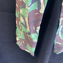 Lade das Bild in den Galerie-Viewer, Genuine British Army DPM Combat Trousers - Size 76/80/96 - The Militaria Shop