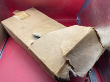 Charger l'image dans la galerie, Original British Army / RAF 1943 Wristlets (wrist warmers) from Original Box - The Militaria Shop