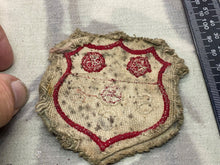 Lade das Bild in den Galerie-Viewer, Original British Blazer Badge - Unknown - University etc ? - The Militaria Shop