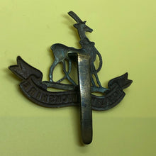 Load image into Gallery viewer, Original WW2 British Army Cap Badge - Royal Warwickshire - The Militaria Shop