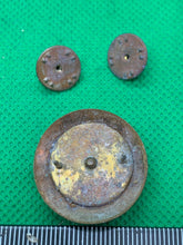 Charger l'image dans la galerie, Genuine US Army Collar Disc Badges Pair - Signal Corps - The Militaria Shop