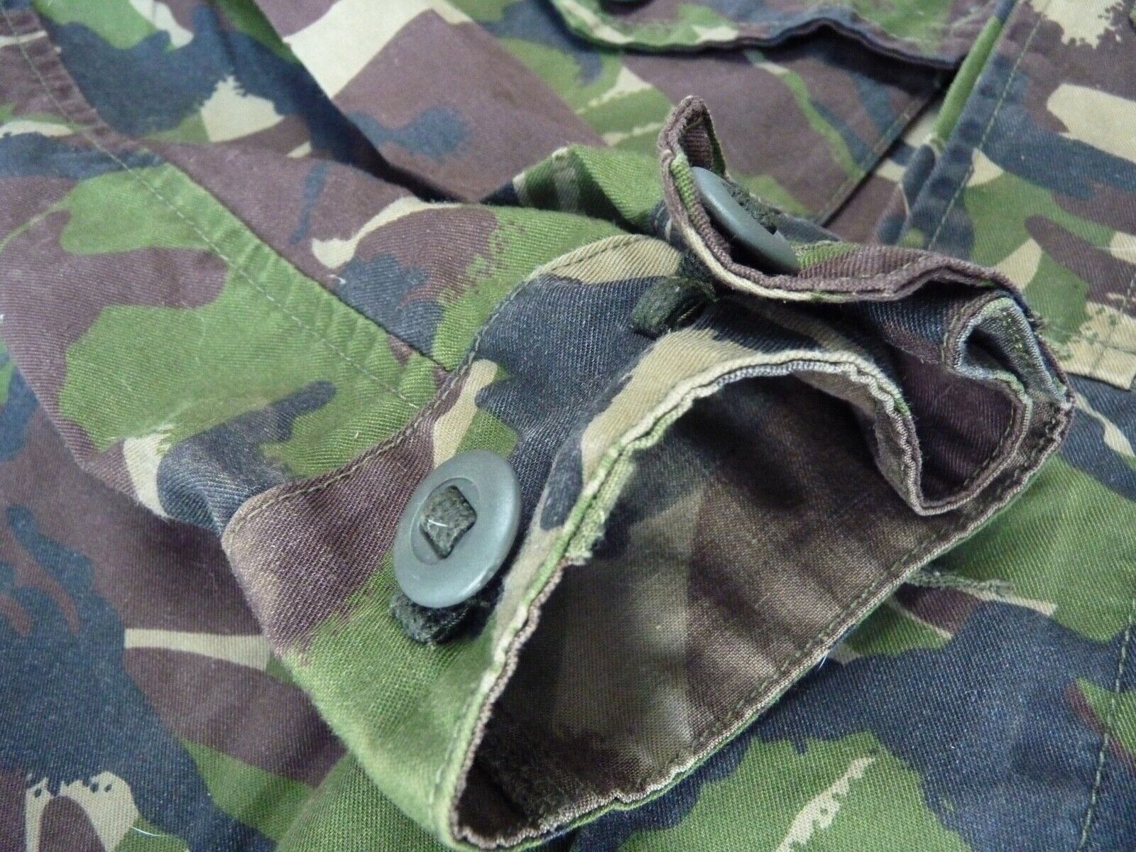 Genuine British Army DPM Camouflage Jacket - 42" Chest - The Militaria Shop