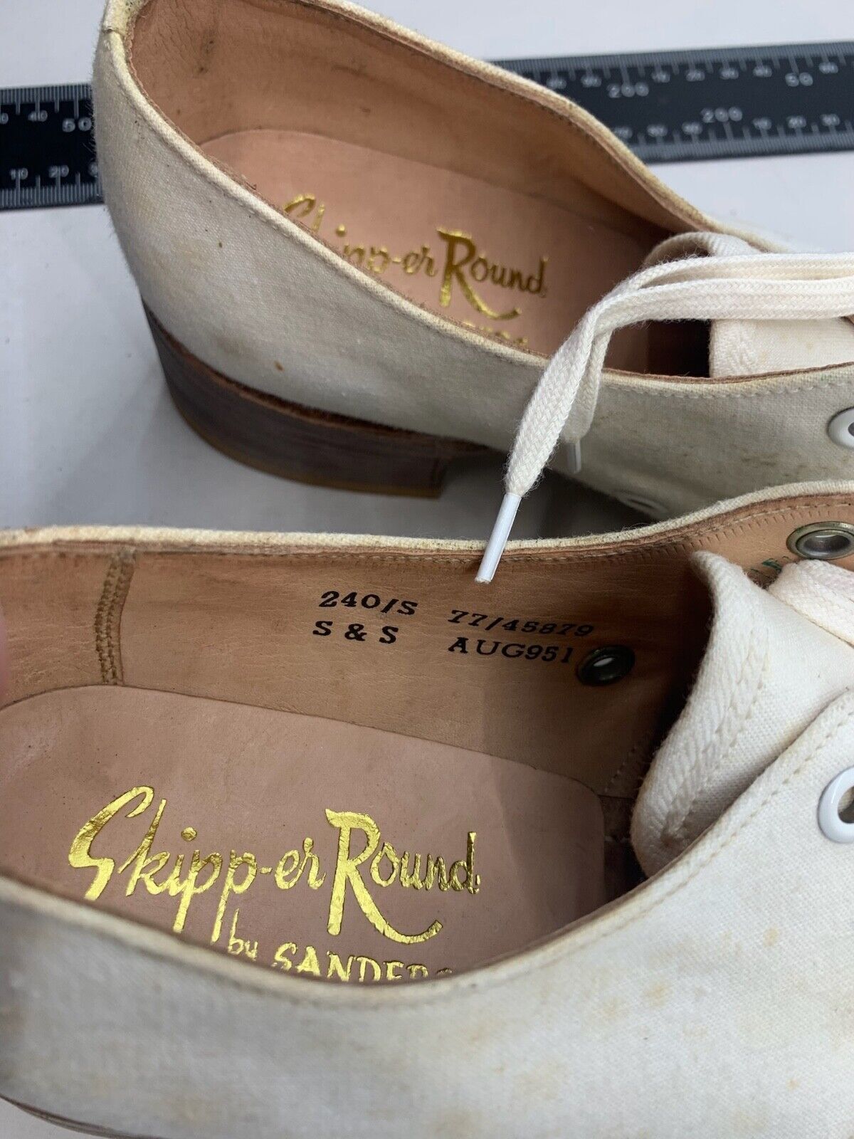 Original WW2 British Army Women's White Summer Shoes - ATS WAAF - Size 240s - The Militaria Shop