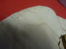 Charger l'image dans la galerie, Original WW2 British Army Gunners Winter White Gloves - Dated 1942 - The Militaria Shop